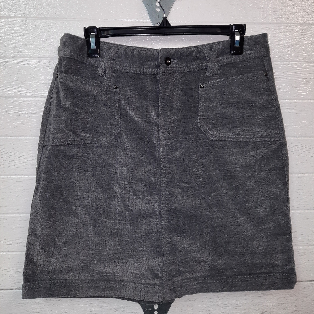 Merrell ladies skirt